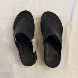CROCS Black Brooklyn Flip Slide Sandals